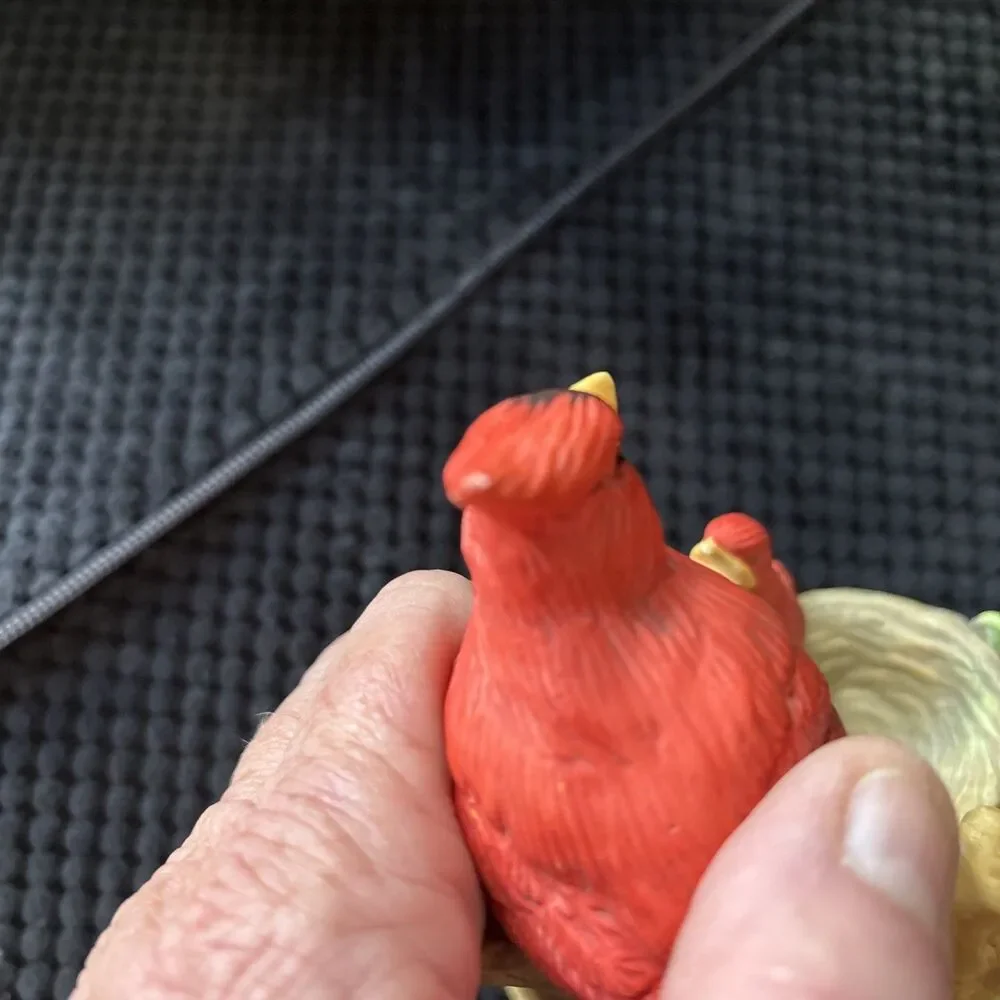 Vintage Cardinals Porcelain Figurine Mother Baby Chicks On a Log and Nest